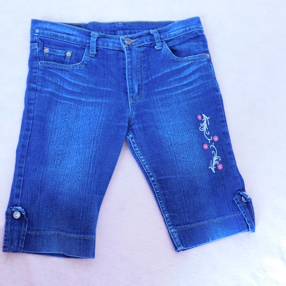 Girls Jean Shorts/Pant (ALWAYS FREE SHIPPING)